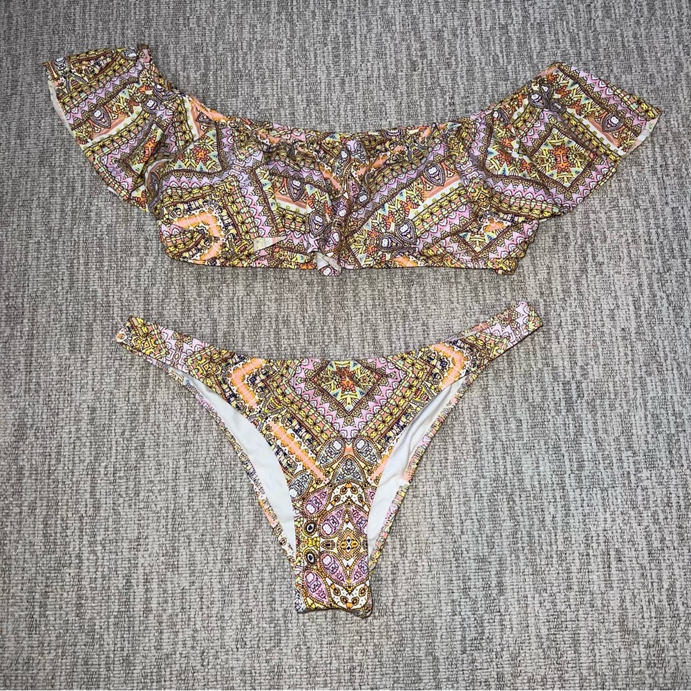Victoria Secret Paisley Flounce Ruffle Brazilian Itsy Bikini Set